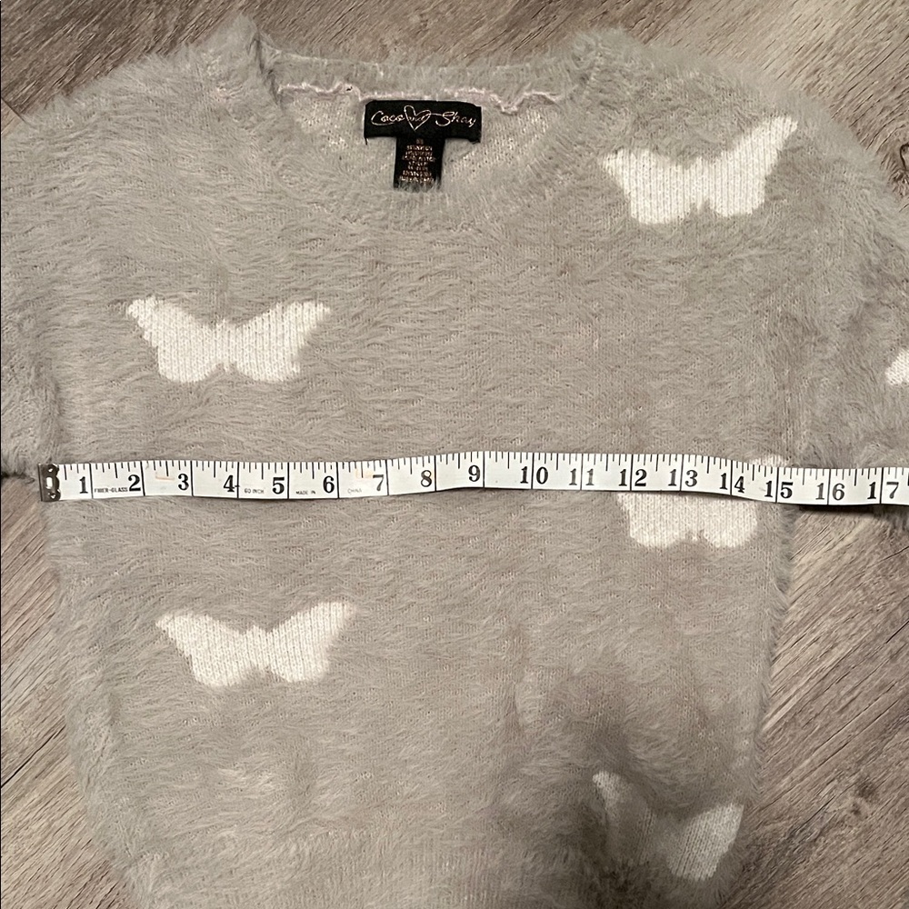Super soft Women's Gray Sweater with White Butterflies - Picture 4 of 6